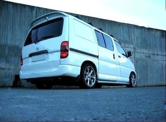 Hekkspoiler til Toyota Hiace Standard (1995+) detaljbilde av profilen