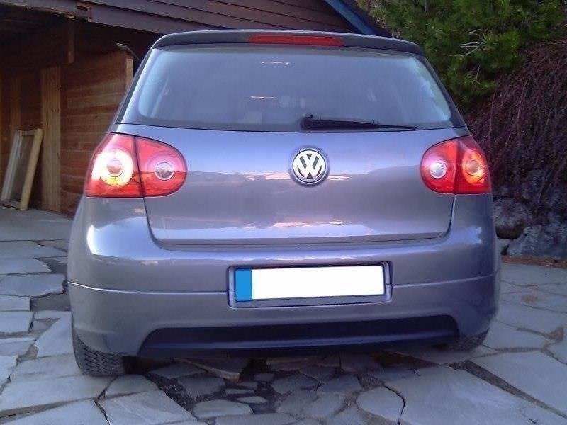 Bakre diffuser fra Maxton Design for VW Golf V GTI Edition 30 sett skrått bakfra