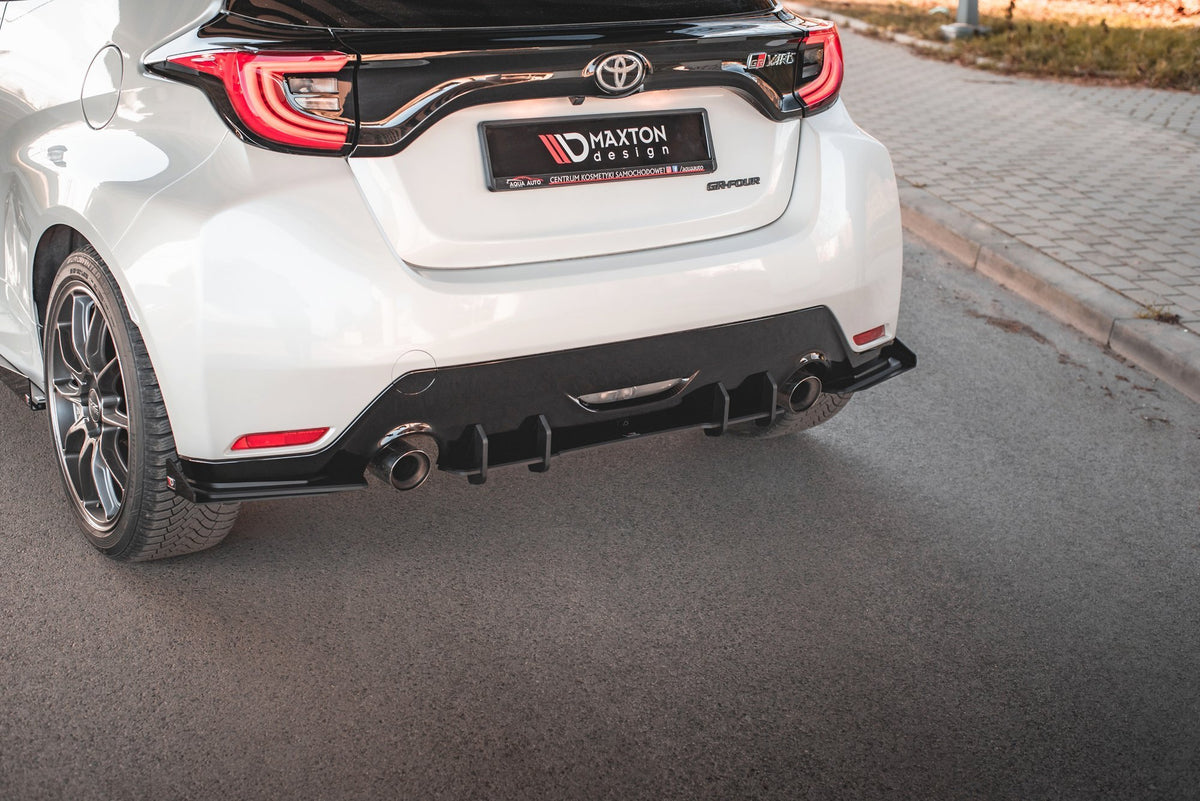 Maxton Design bakre diffuser i matt sort ABS for Toyota GR Yaris Mk3