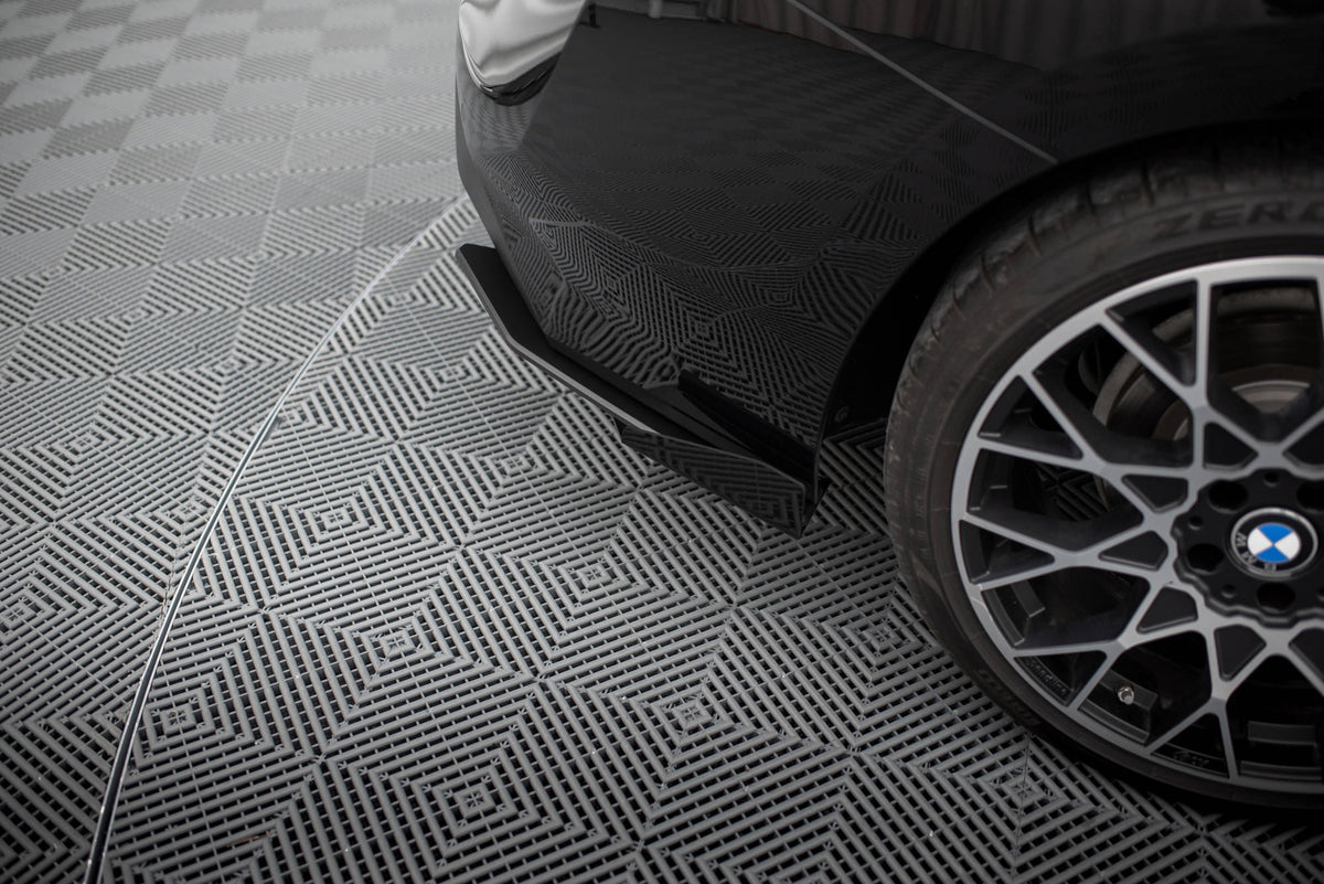 Sideflaps BMW 2 Serie G42 – frontperspektiv