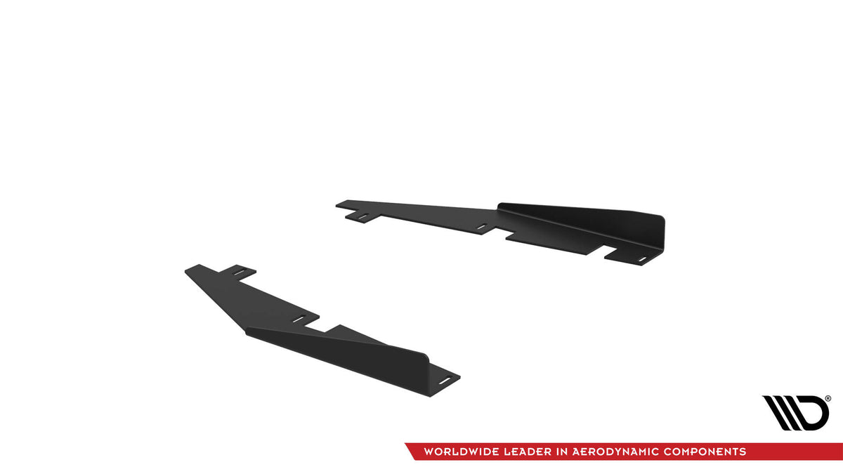 Matt svart sideflaps bak til Kia Stinger GT-Line MK1, visning av overflate og tekstur