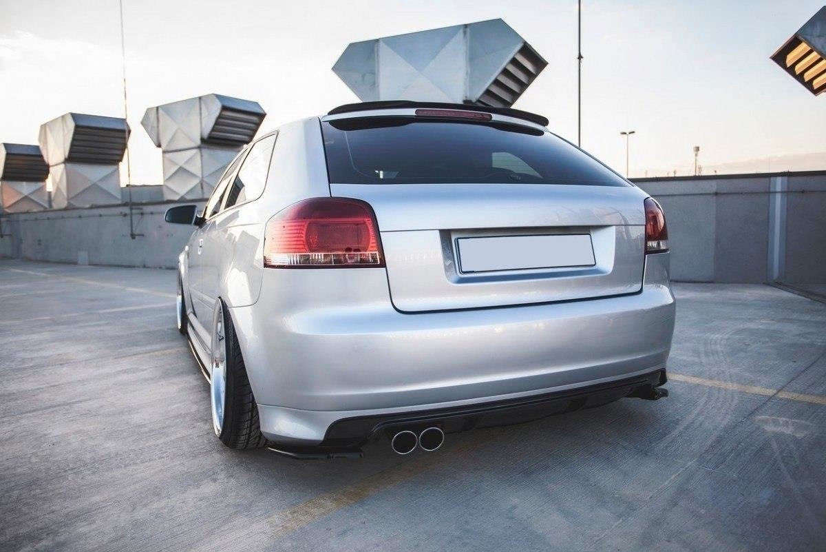 Maxton Design sideflaps montert på bakre støtfanger til Audi S3 8P