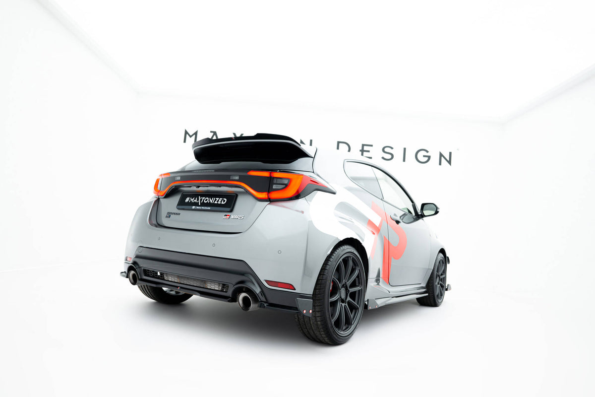 Sideflaps bak Toyota GR Yaris Mk4 Facelift – bakre sidekapper i sort ABS