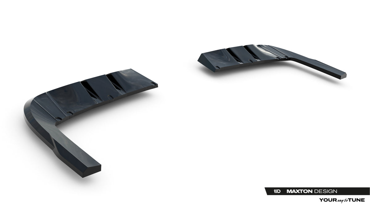 Sportslig bakparti på Ford Transit Custom MSRT med sidesplittere i Gloss Black