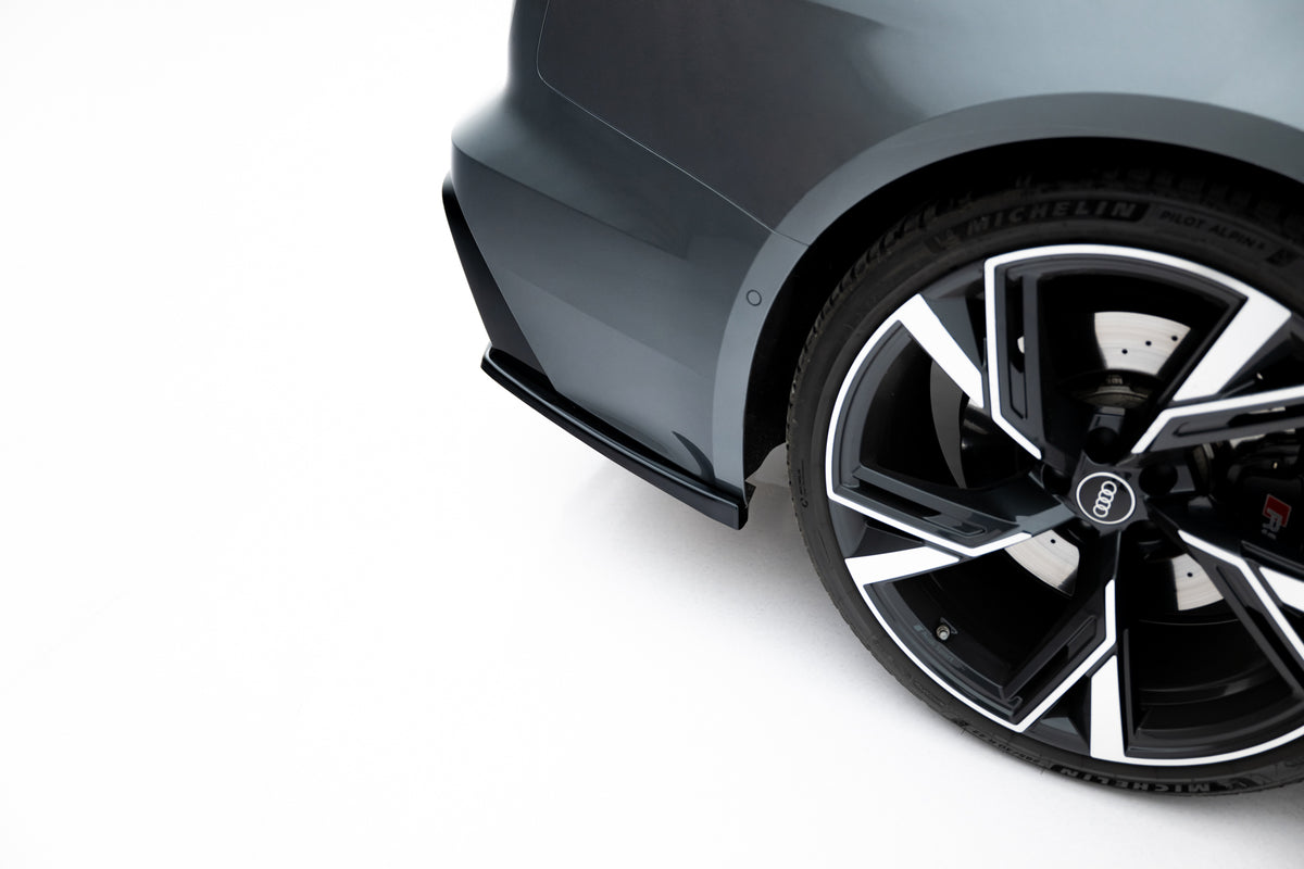 Maxton Design sidesplittere bak montert på Audi RS6 C8 Facelift