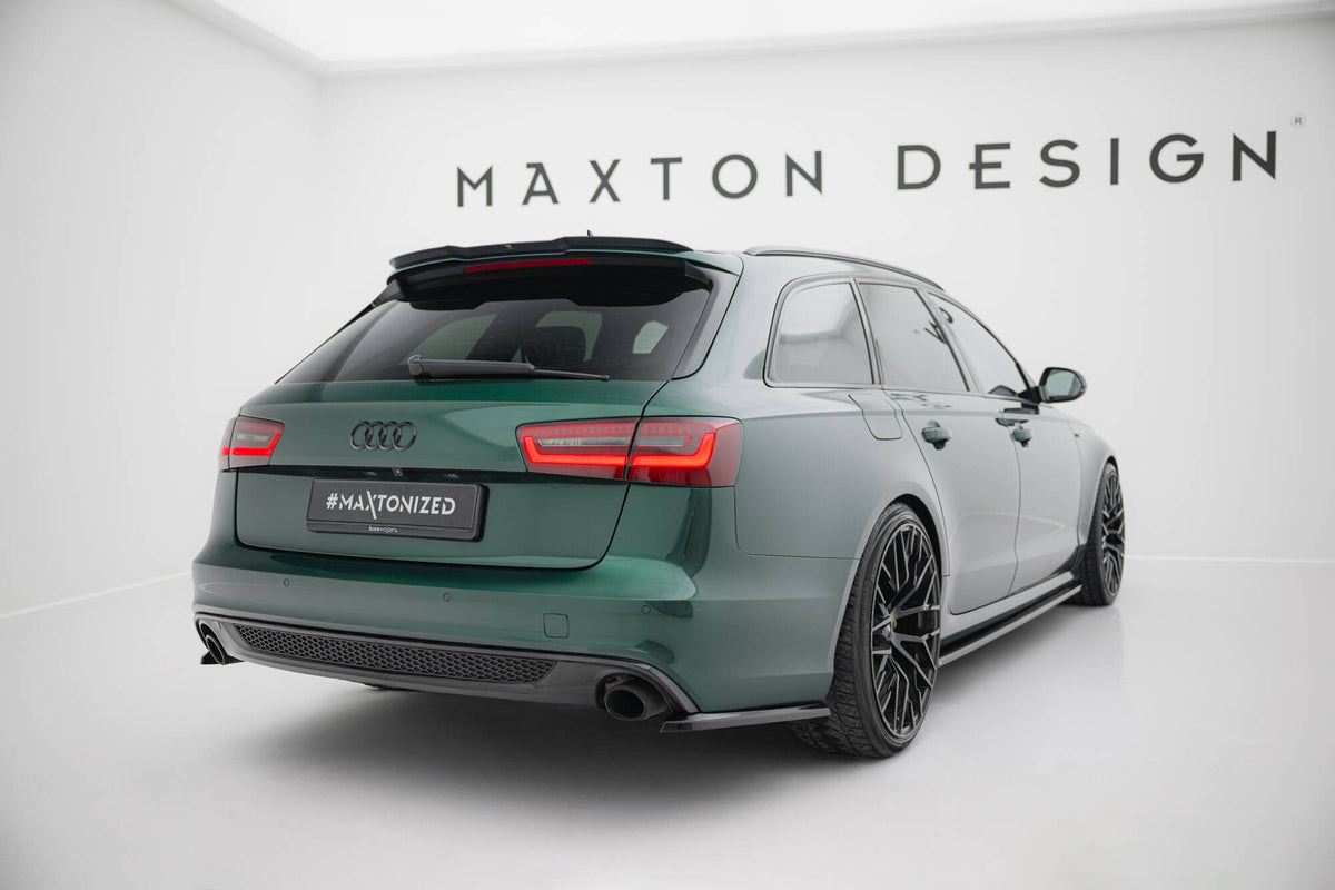 Nærbilde av bakre sidesplitter Maxton Design til Audi A6 Avant C7