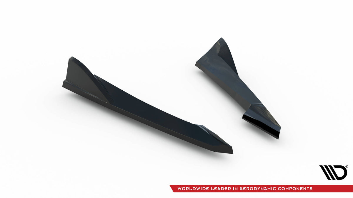 Venstre og høyre sideflap for Audi S4 B8 lagt ut som komplett sett