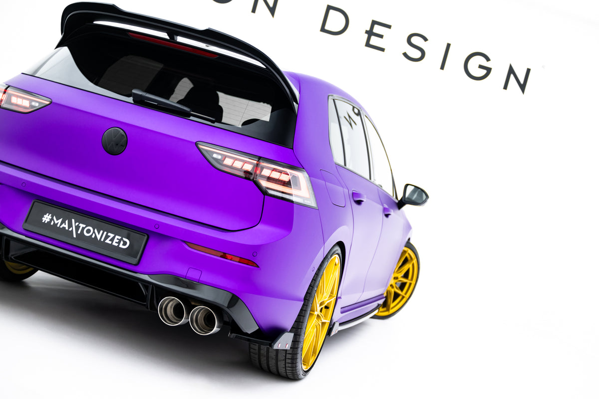Sidesplittere Bak V.2 med flaps for Volkswagen Golf R Mk8 Facelift i blank sort ABS