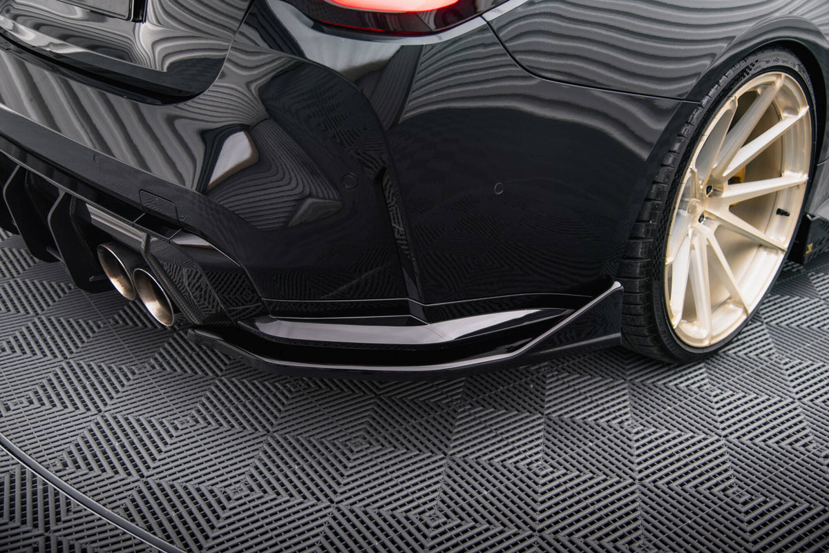 Sideflaps bak V.4 montert på BMW M4 G82 Facelift – sett fra siden