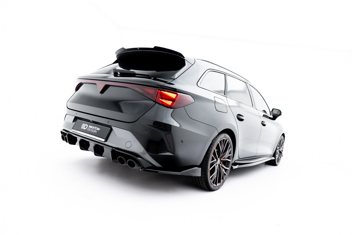 Sidesplittere bak sett fra siden på Cupra Leon ST Mk1 Facelift