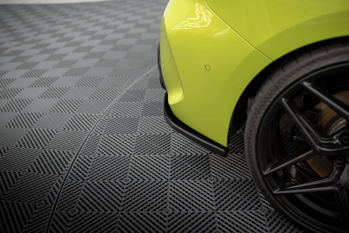 M-Maxton sideflaps bak V.7 til BMW M135i F40 – nærbilde av overflate