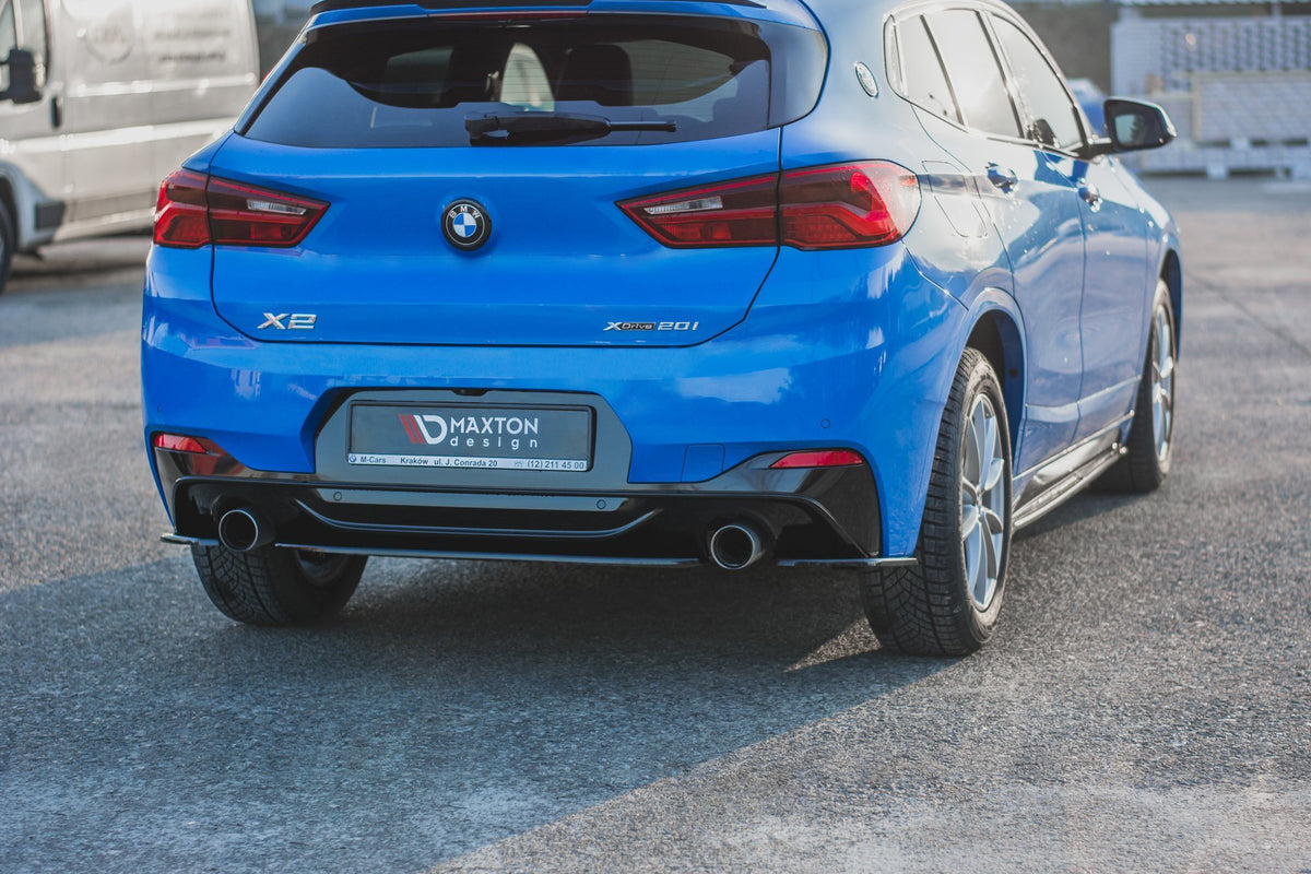 Sideflaps bak BMW X2 F39 montert – bakparti sidevinkel