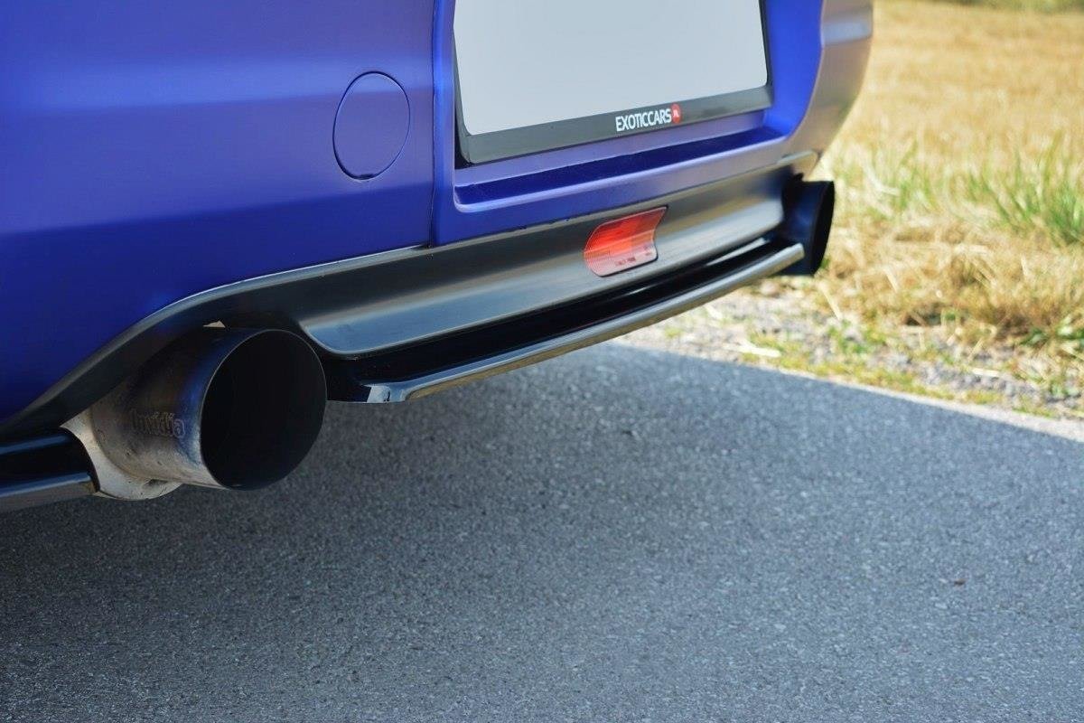 Diffuser Honda S2000 montert på bil i skrå vinkel