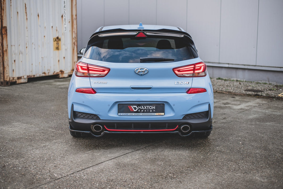 Diffuser V2 til Hyundai i30 N MK3 Hatchback sett bakfra