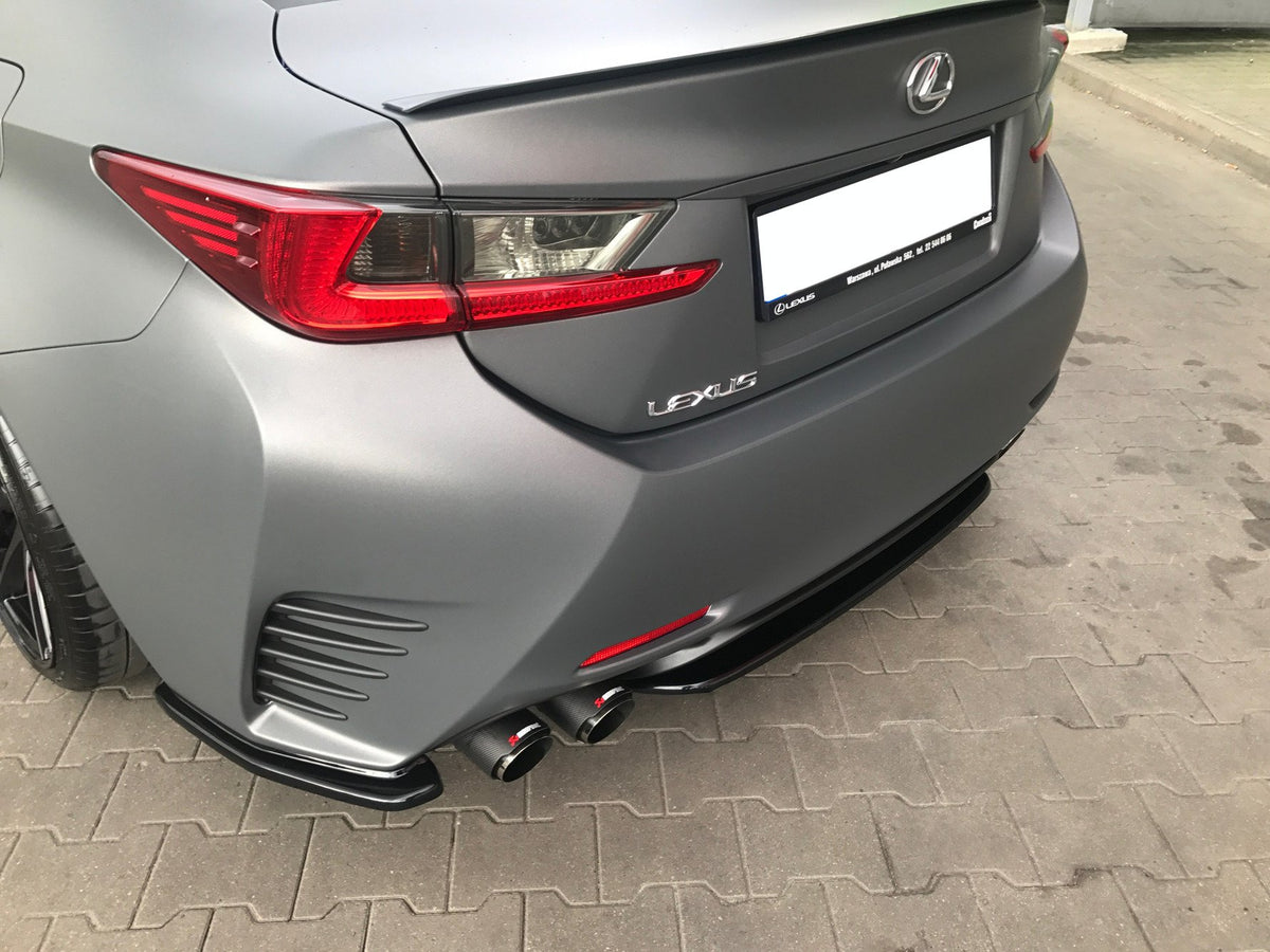 Bakre diffuser fra Maxton Design for Lexus RC vist i skrå vinkel