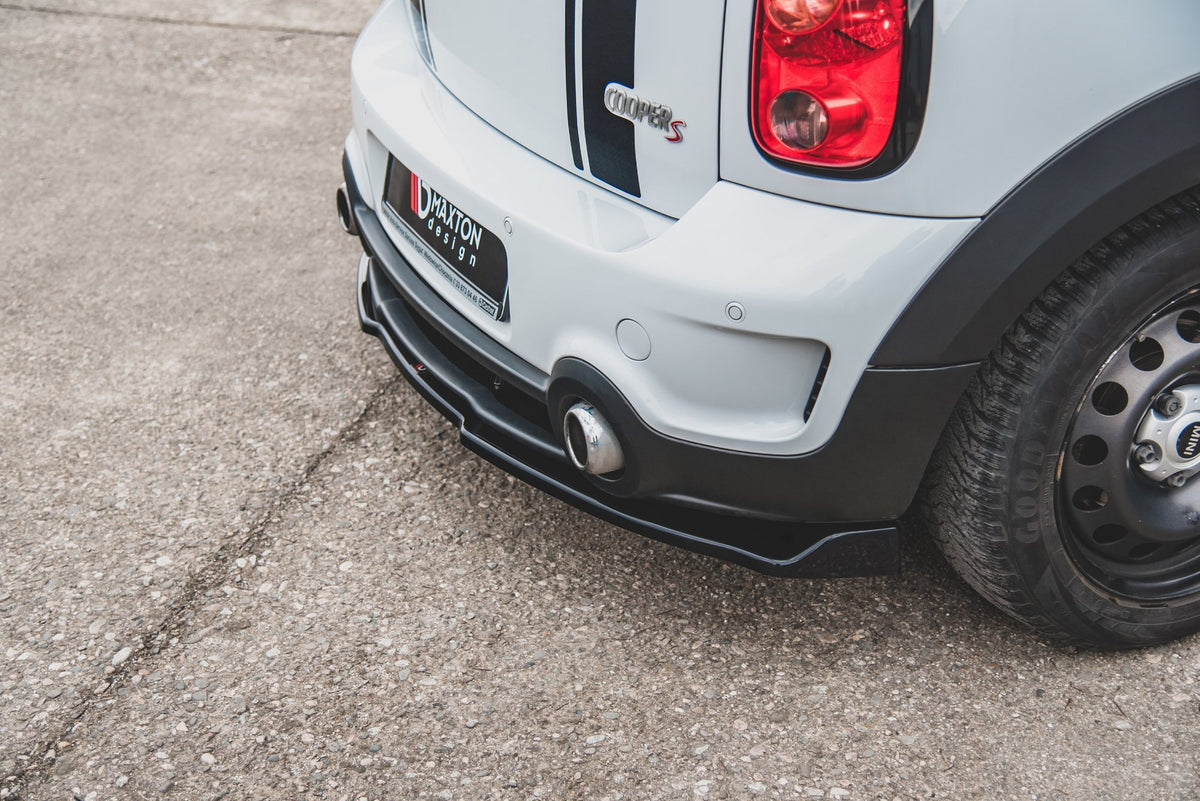 Bakre splitter til Mini Countryman R60 JCW med synlig overflatestruktur