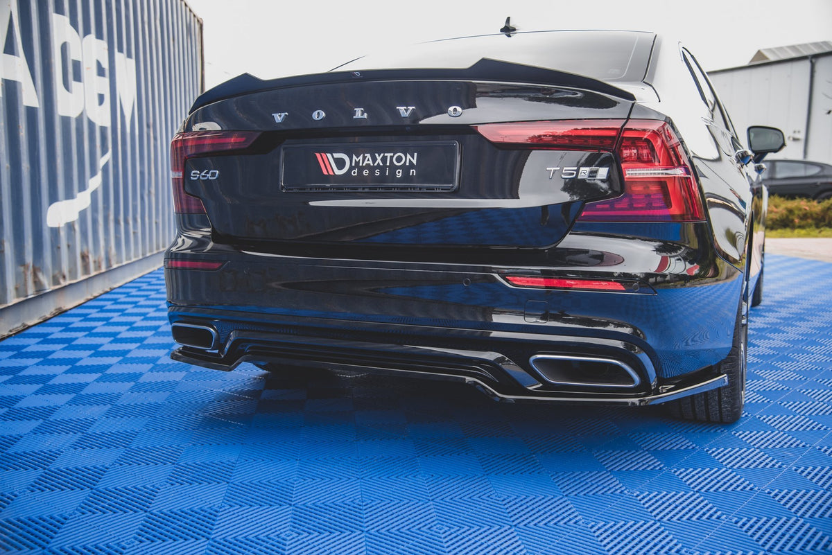 Hekksplitter til Volvo S60 R-Design Mk3 sett fra siden
