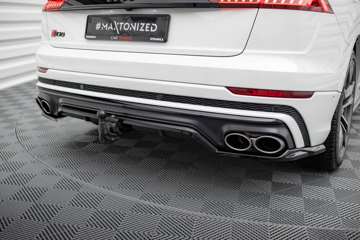 Diffuser montert på Audi SQ8 MK1 sett bakfra