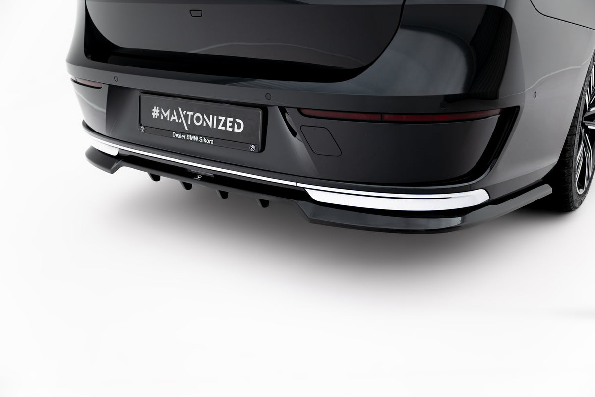 Diffuser med vertikale stenger for BMW 7-Serie G70 sett bakfra