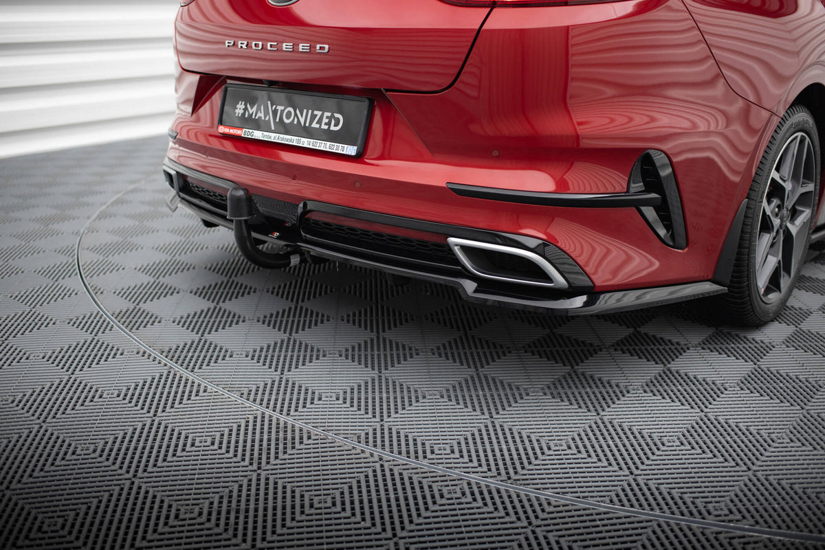 Diffuser med vertikale stenger til Kia ProCeed GT-Line MK1, sett bakfra