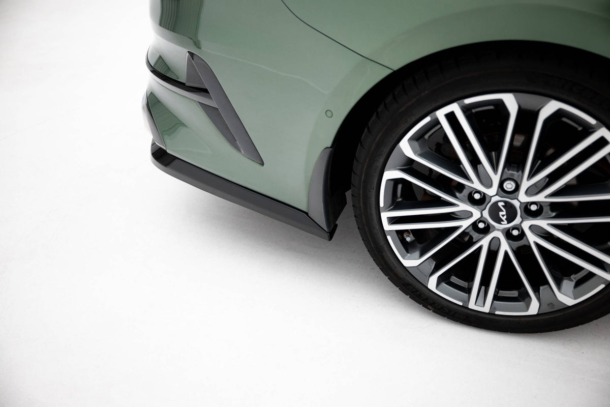 Bakdiffuser i sort ABS-plast for Kia Proceed GT-Line sett ovenfra