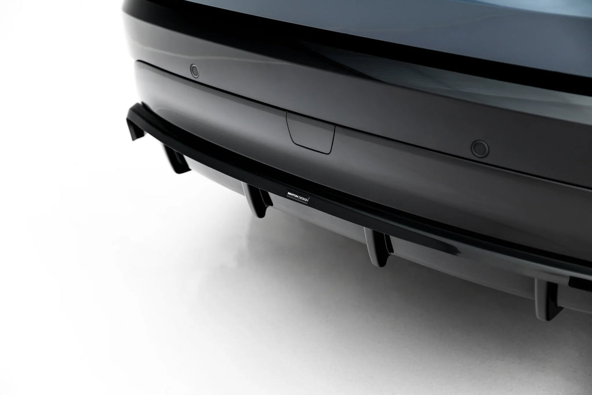 Diffuser i ABS Gloss Black til Land Rover Discovery Mk5 Facelift sett bakfra