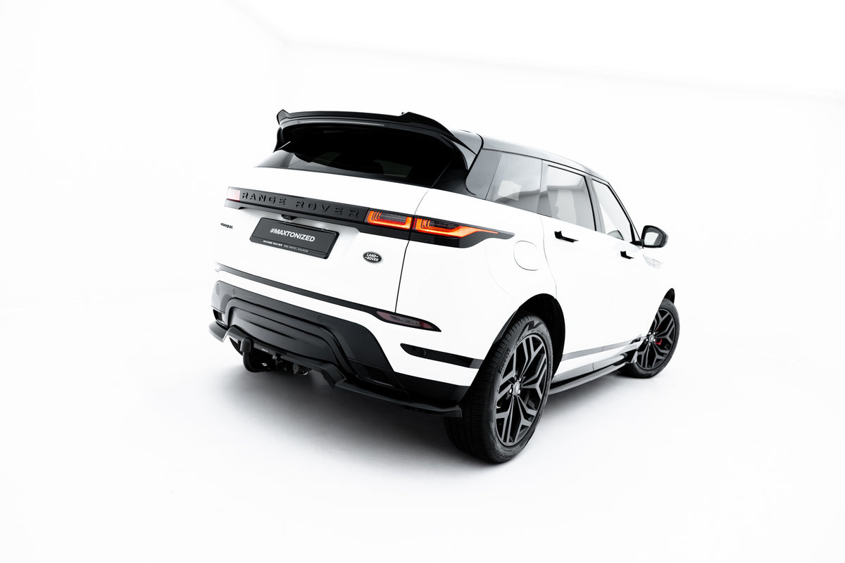 Nærbilde av baksplitter med vertikale ribber til Range Rover Evoque