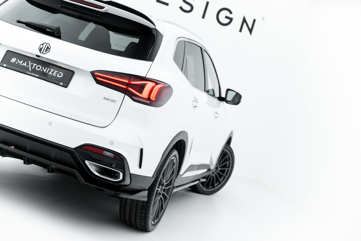 Maxton Design diffuser til MG HS Facelift montert på støtfanger, skrå vinkel