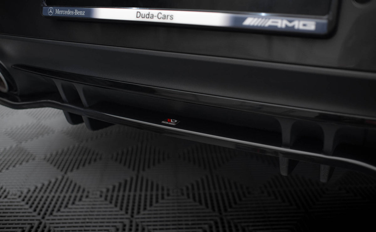 Nærbilde av Maxton Design diffuser til Mercedes-AMG GT 53, strukturert svart overflate