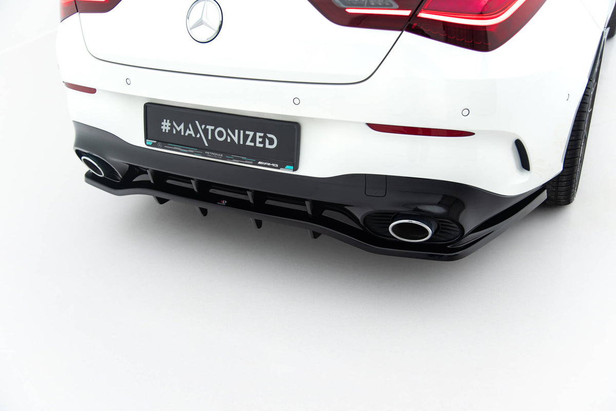 Diffuser med vertikale stenger til Mercedes CLA 35/45 C118 Facelift, sett bakfra