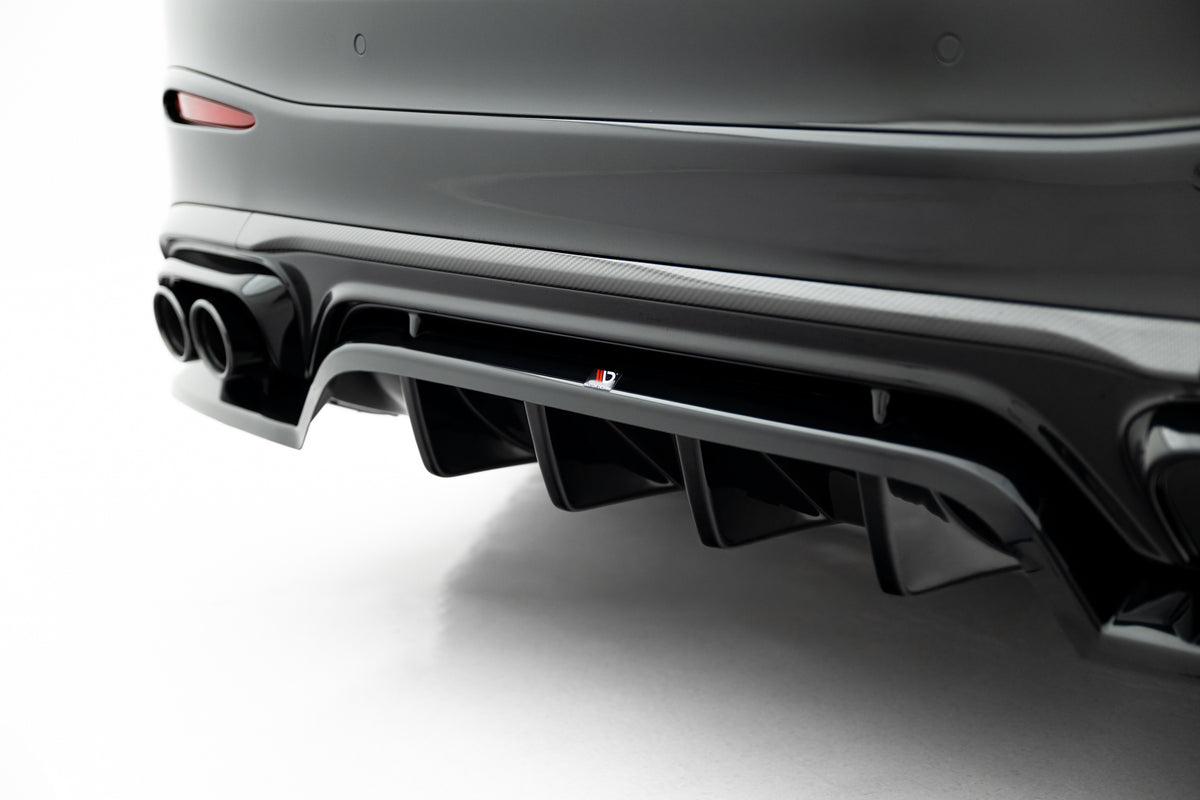 Diffuser Mercedes GLC 43 AMG X254 montert – bakfra oversikt