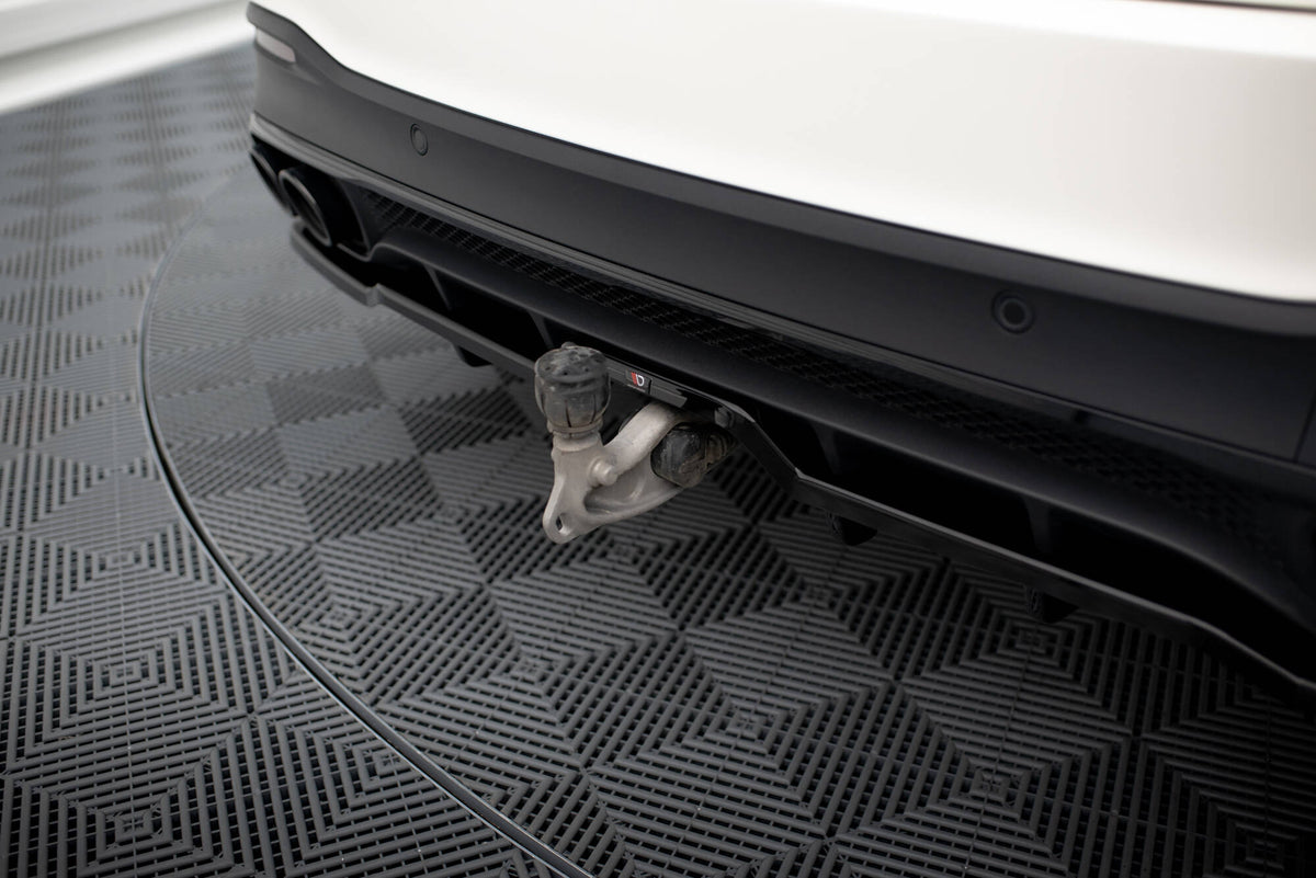 Diffuser Maxton Design montert på Mercedes GLE 53 W167 bakfra