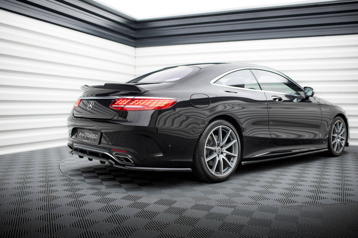 Diffuser Mercedes S Coupe C217 med hvit stripe-alternativ montert