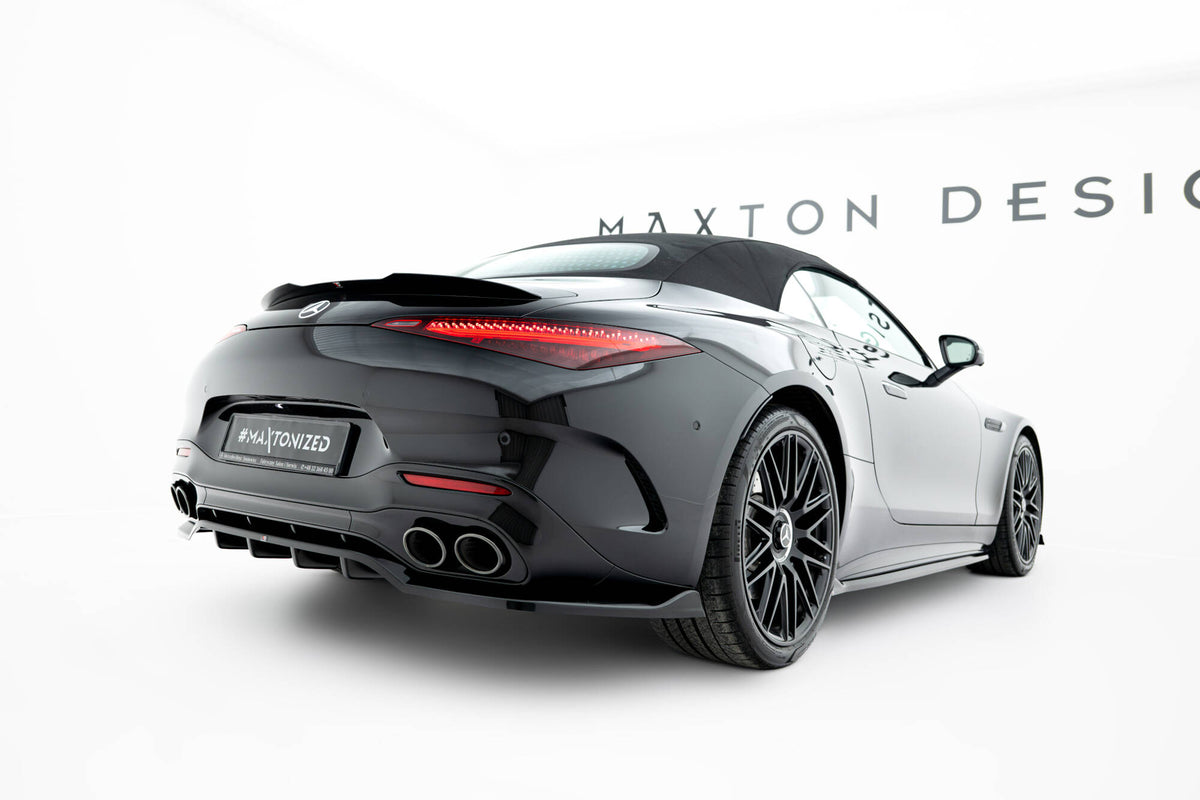 Maxton Design diffuser montert på Mercedes SL 63 R232 sett bakfra
