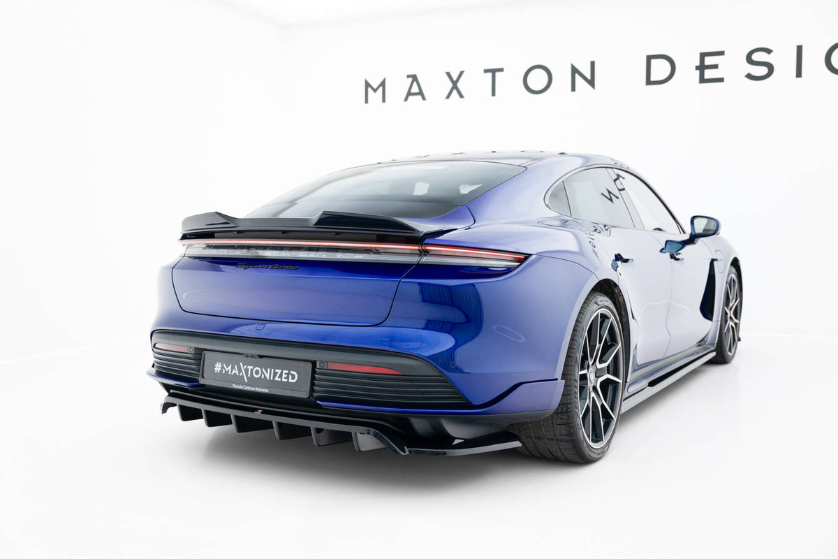 Maxton Design diffuser i glossy svart ABS for Porsche Taycan Turbo S MK1, produktfoto ovenfra