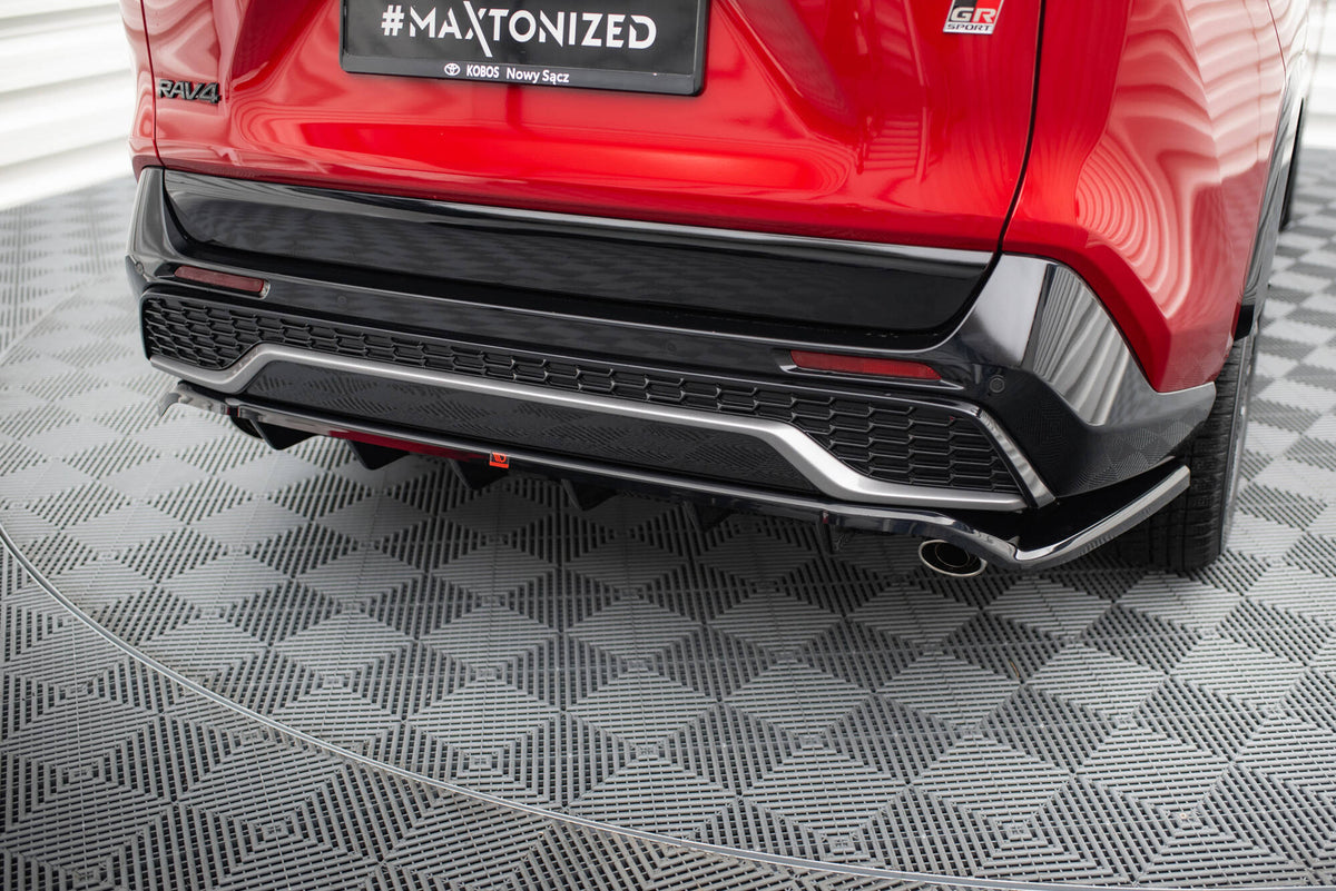 Diffuser til Toyota RAV4 GR Sport MK5 i sort ABS-plast – bakparti sett bakfra