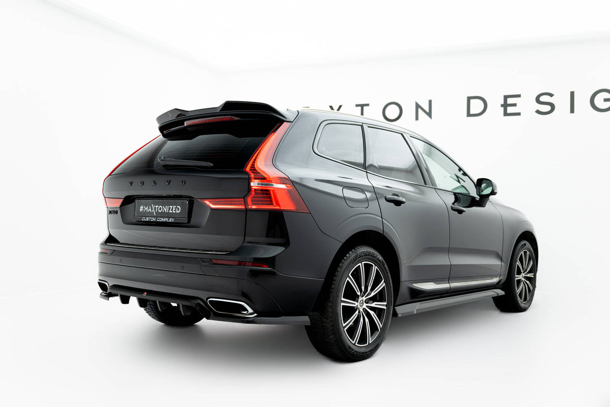 Diffuser XC60 MK2, nærbilde av bakre splitter i svart plast fra Maxton