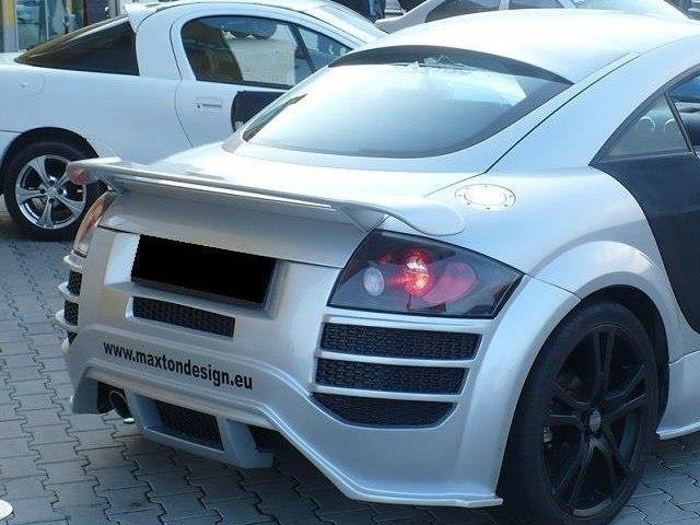 Bakspoiler Audi TT 8N R8 Look detaljbilde av profilen