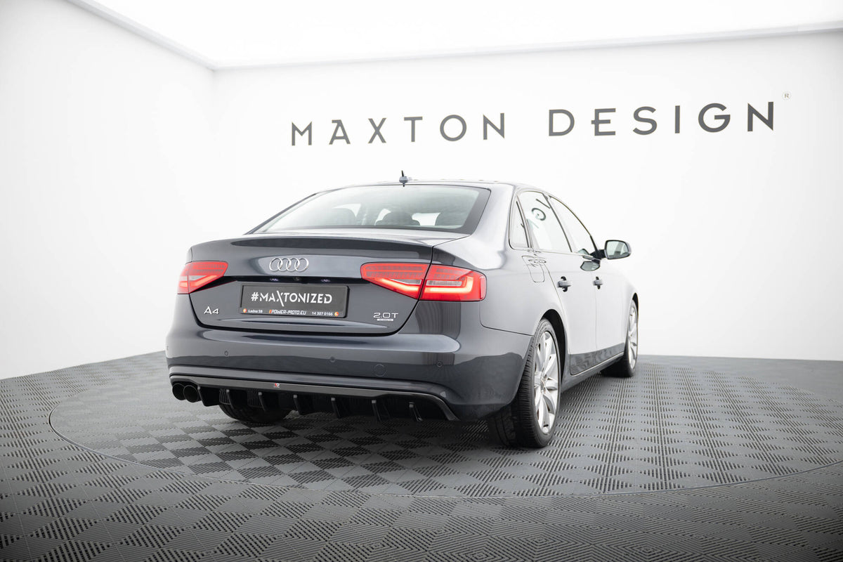 Maxton Design bakvalance for Audi A4 B8 Facelift i nærbilde
