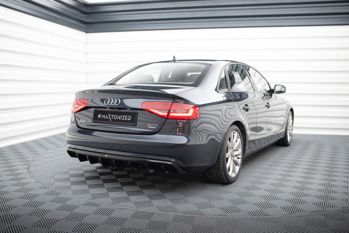 Komplett diffuser til Audi A4 B8 Facelift i strukturert svart finish ovenfra