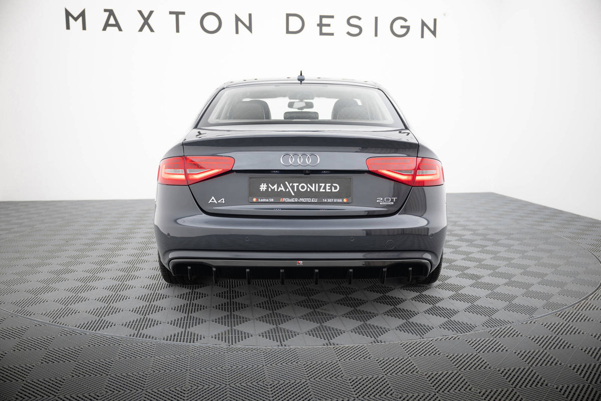 Diffuser V4 Maxton Design montert på Audi A4 B8 Facelift sett bakfra
