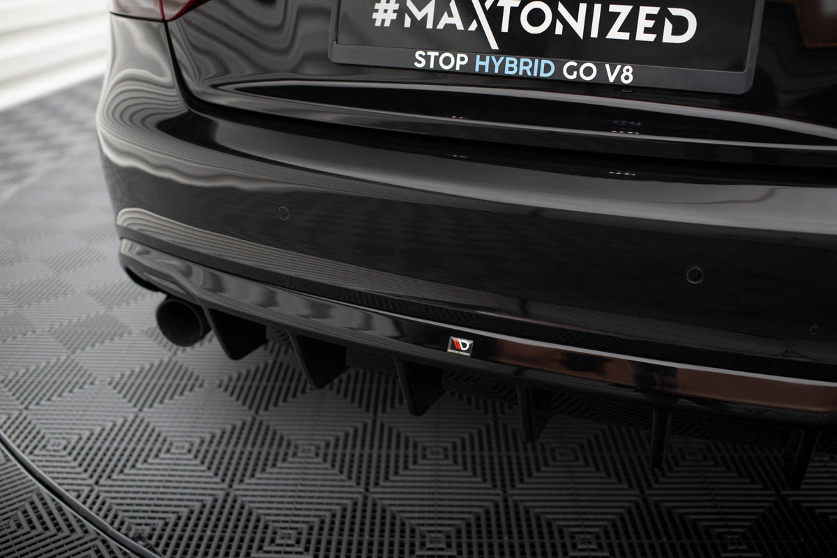 Maxton Design diffuser til Audi A5 Cabrio S-Line vist fra undersiden