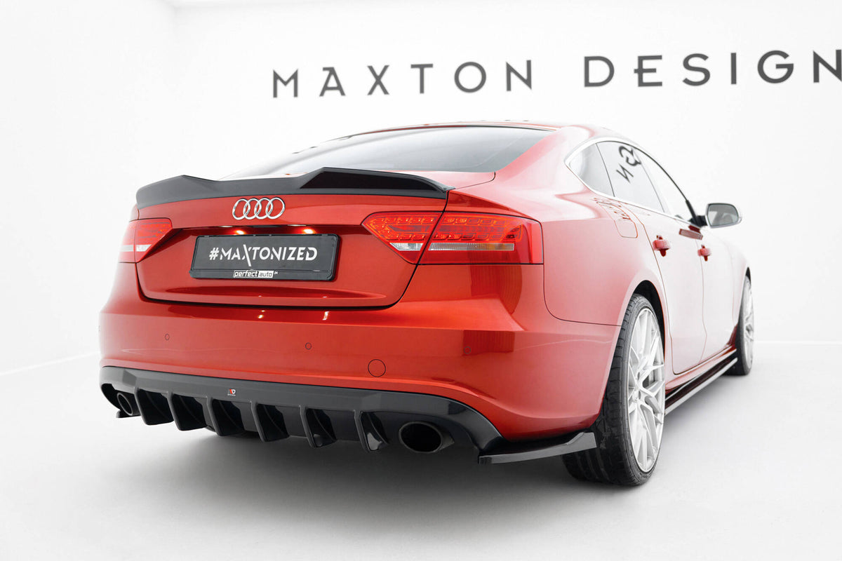 Diffuser V2 til Audi A5 S-Line Sportback 8T sett bakfra