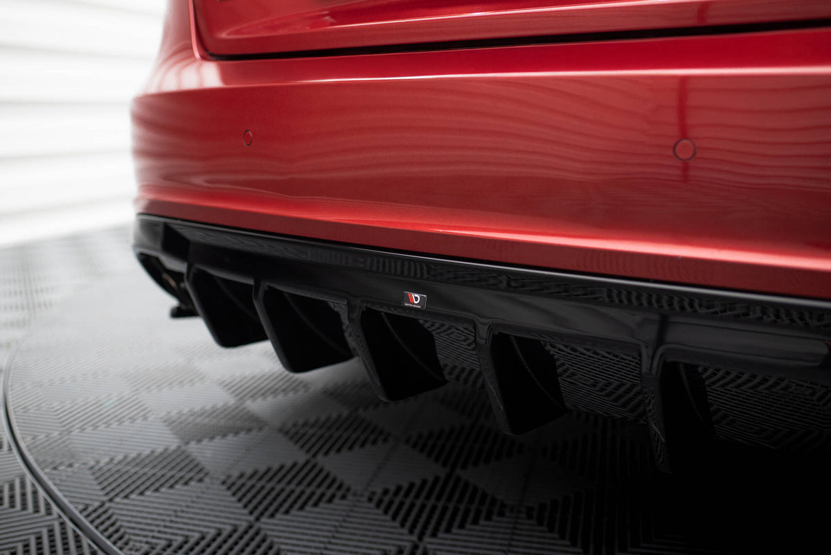 Bakvalanse fra Maxton Design for Audi S5 Sportback 8T i nærbilde