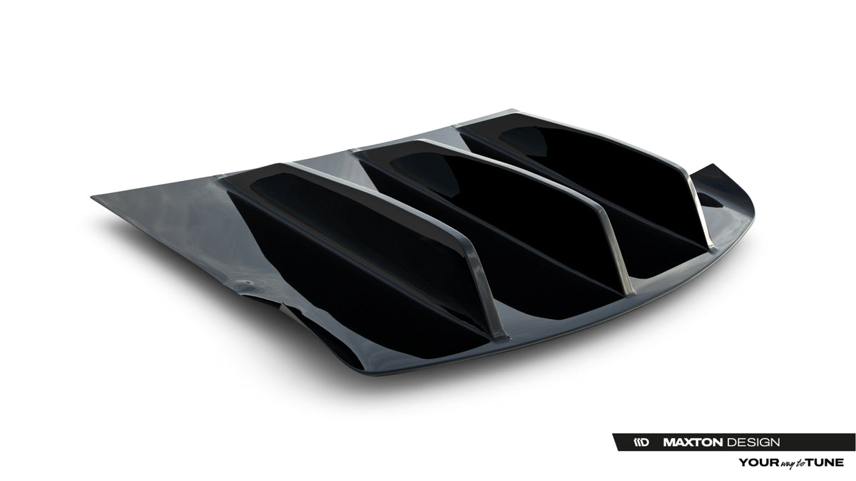 Detalj av Gloss Black diffuser på bakparti til Tesla Model S Mk1