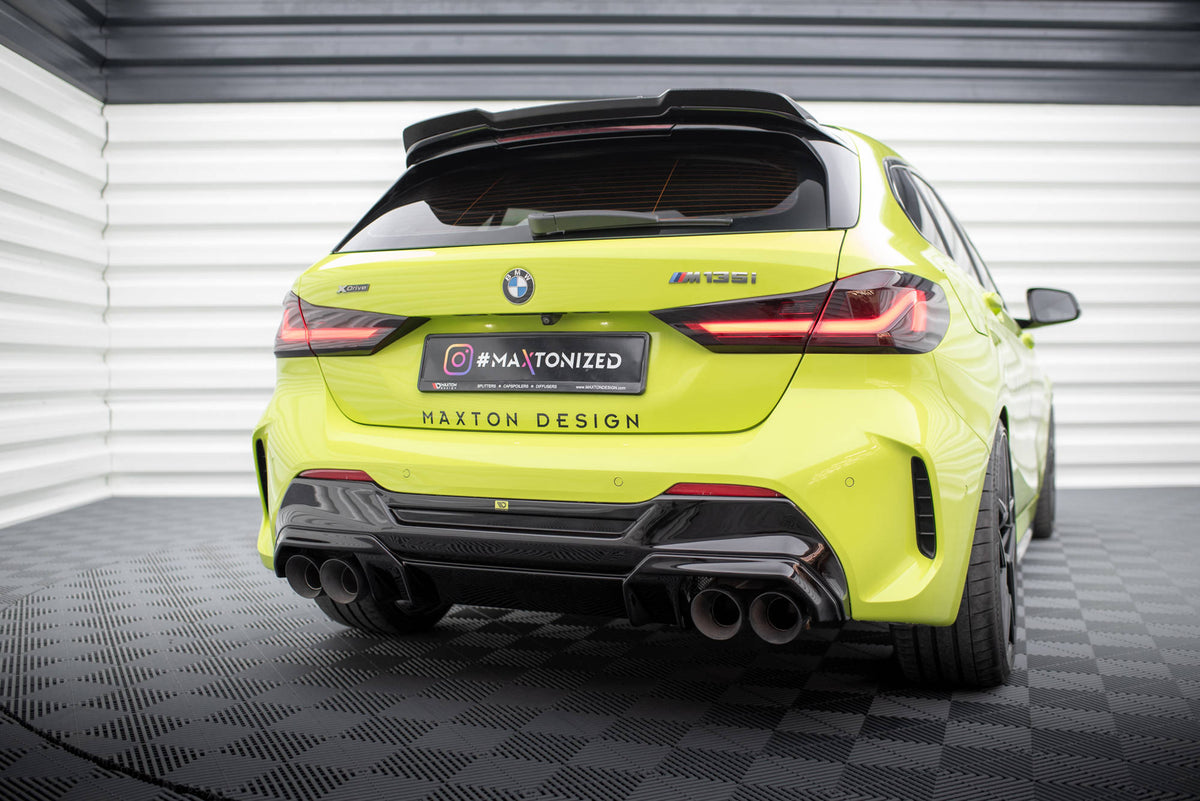 Sideprofil av Maxton V.2 diffuser til BMW 1-serie F40 M135I