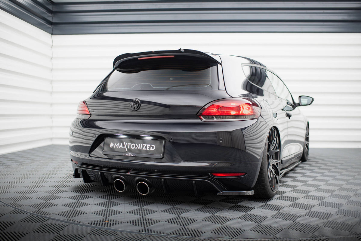 Bakre diffuser V.2 for VW Scirocco Mk3 med R32-eksos, sett bakfra
