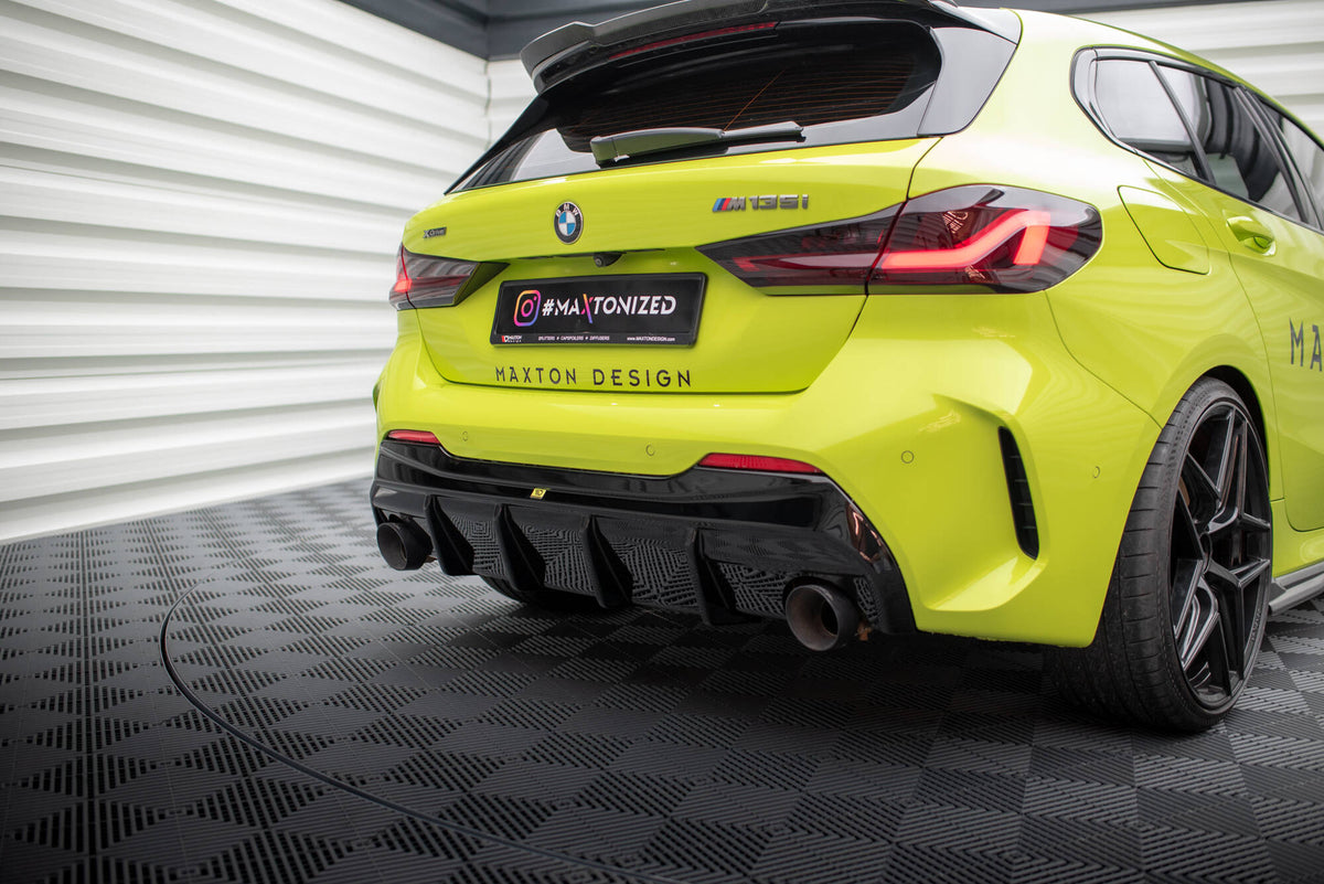 Produktbilde av diffuser V.3 i ABS-plast for BMW 1 F40 M-Pakke uten bil