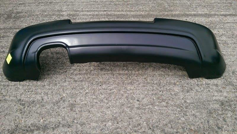 Valance Bak Vw Golf V Gti Edition 30 (With 1 Exhaust Hole For Gti Exhaust) sett fra siden