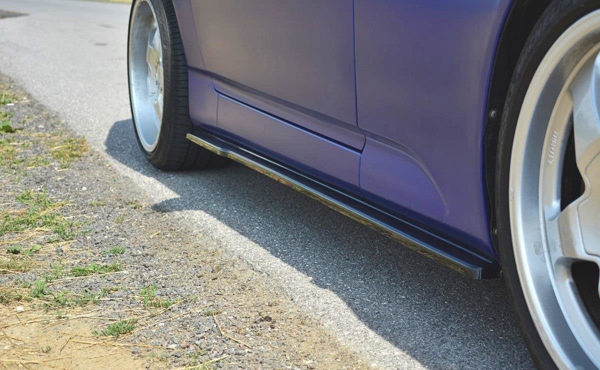 Honda S2000 med sideskjørt diffusorer fra Maxton Design, skrå vinkel forfra
